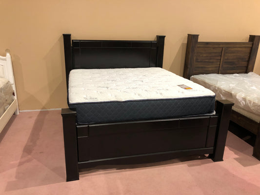 Black King Poster Bed w/ Mattress and Foundation